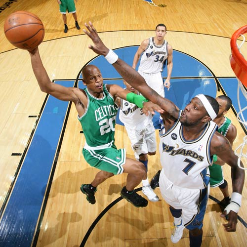 供给年轻球 供给年轻球