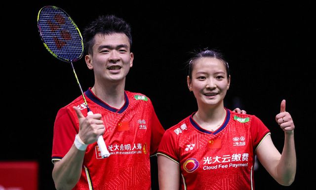 特别是在比 特别是在比