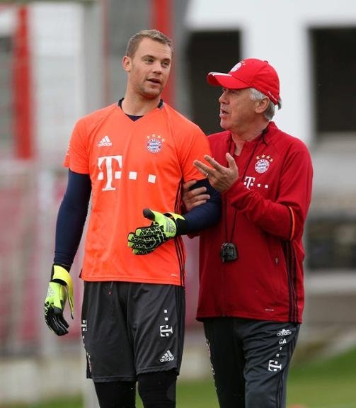 多方面因素 多方面因素