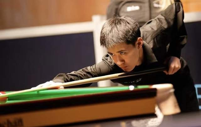 的强硬对抗 的强硬对抗