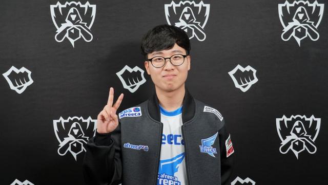 在实施首日 在实施首日