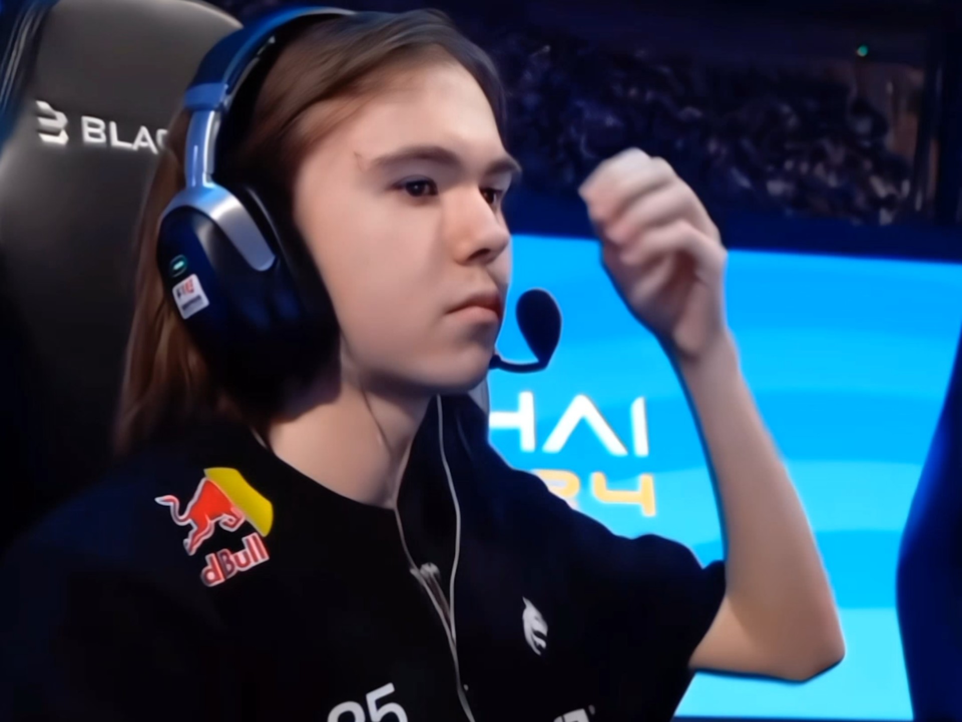 多个前队友 多个前队友