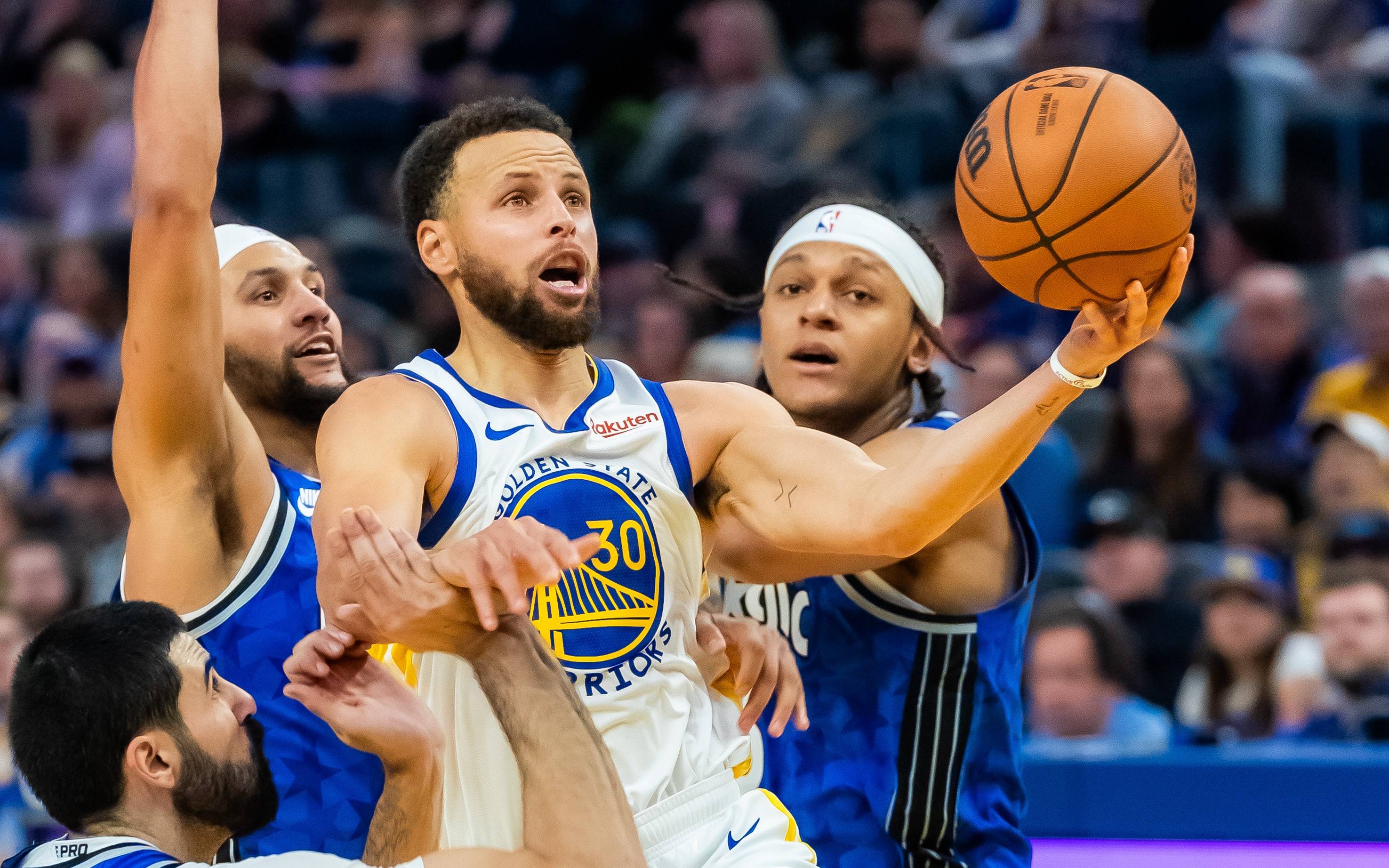 厚的板凳深 厚的板凳深