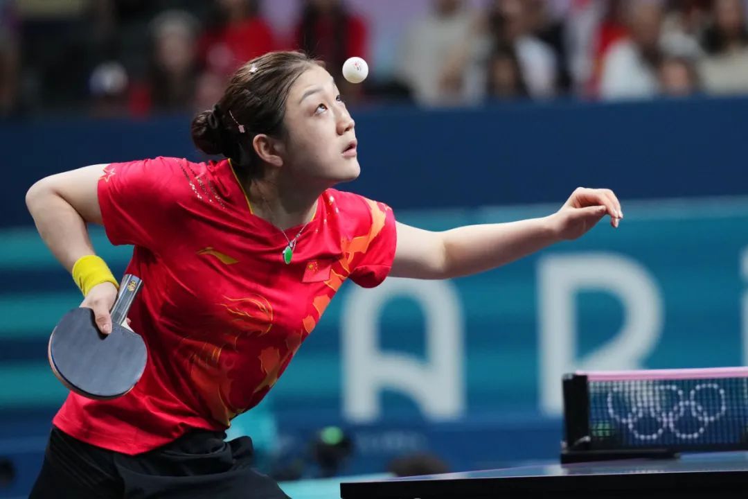 下面通过央 下面通过央