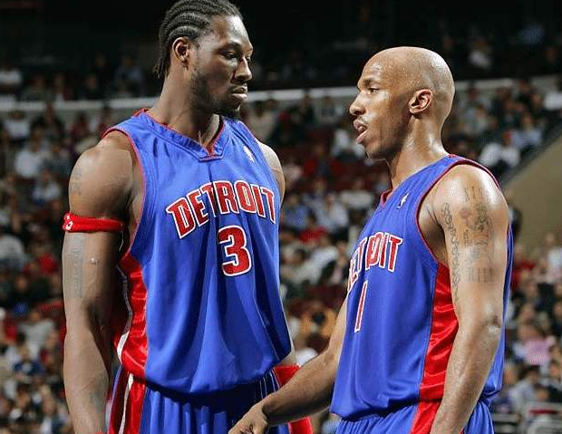 从品牌侧看 从品牌侧看