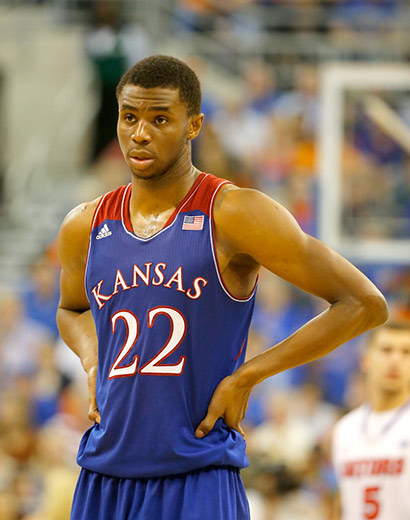 泰山把出球 泰山把出球